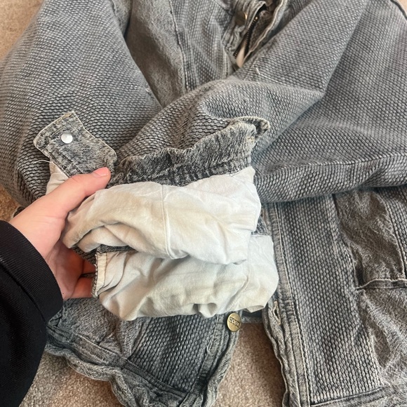 Vintage bomber jacket purchased in a thrift store in NYC! - Picture 6 of 7